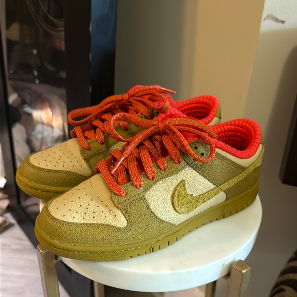 Nike Women's Sneakers in Olive and Red